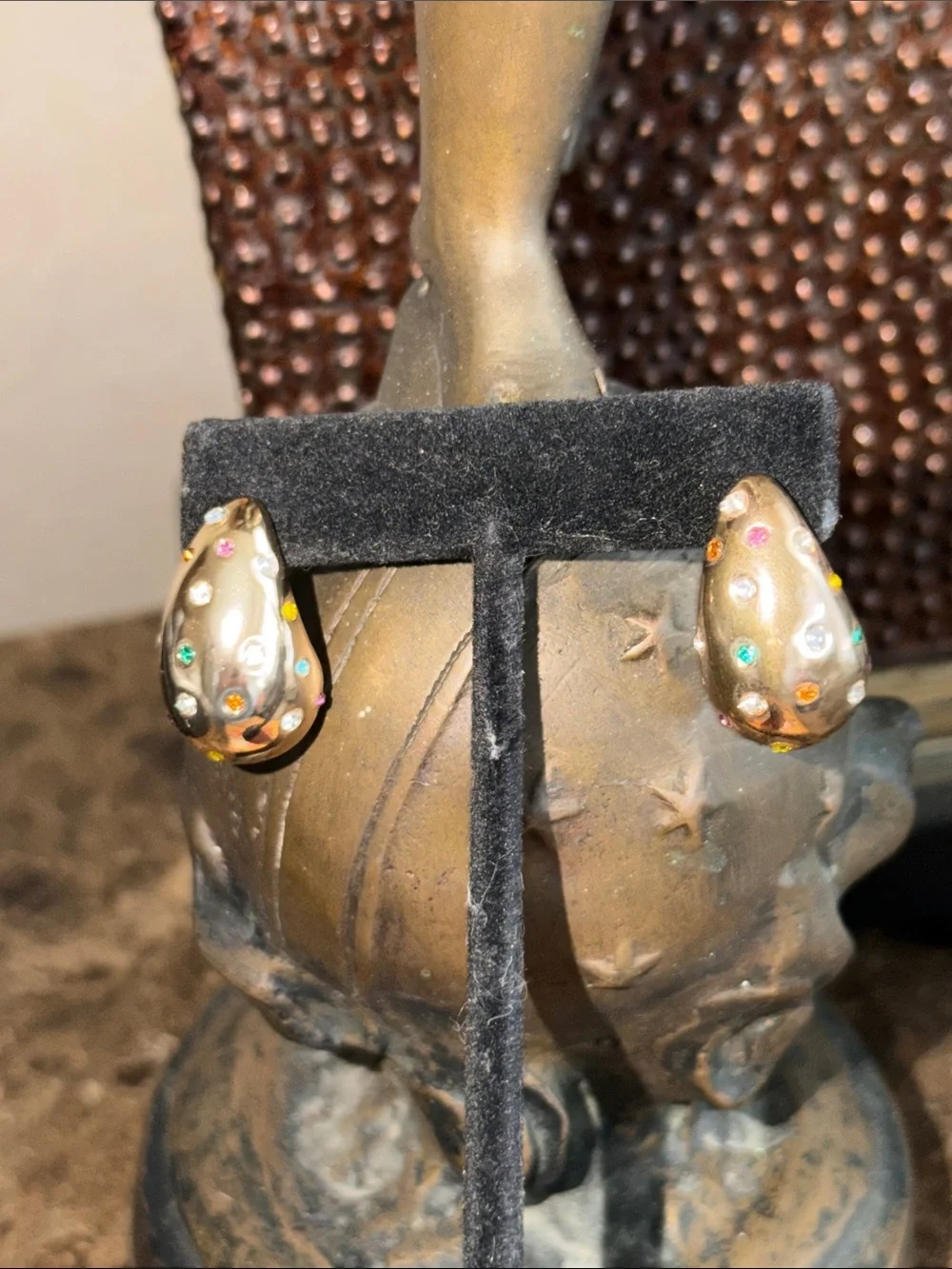 Gold tone pierced Earrings Multicolor Stones inlaid really beautiful in person